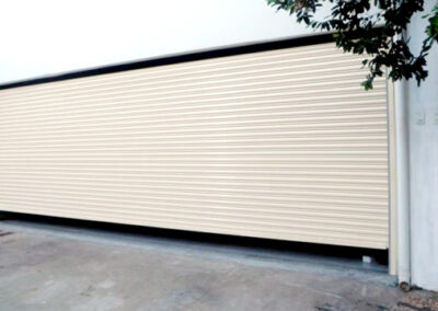 Porta de enrolar residencial